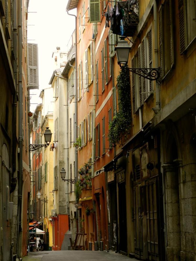 Apartment History-chic In Oldtown, Nice