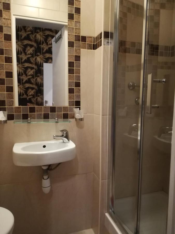 Pearl Apartment *