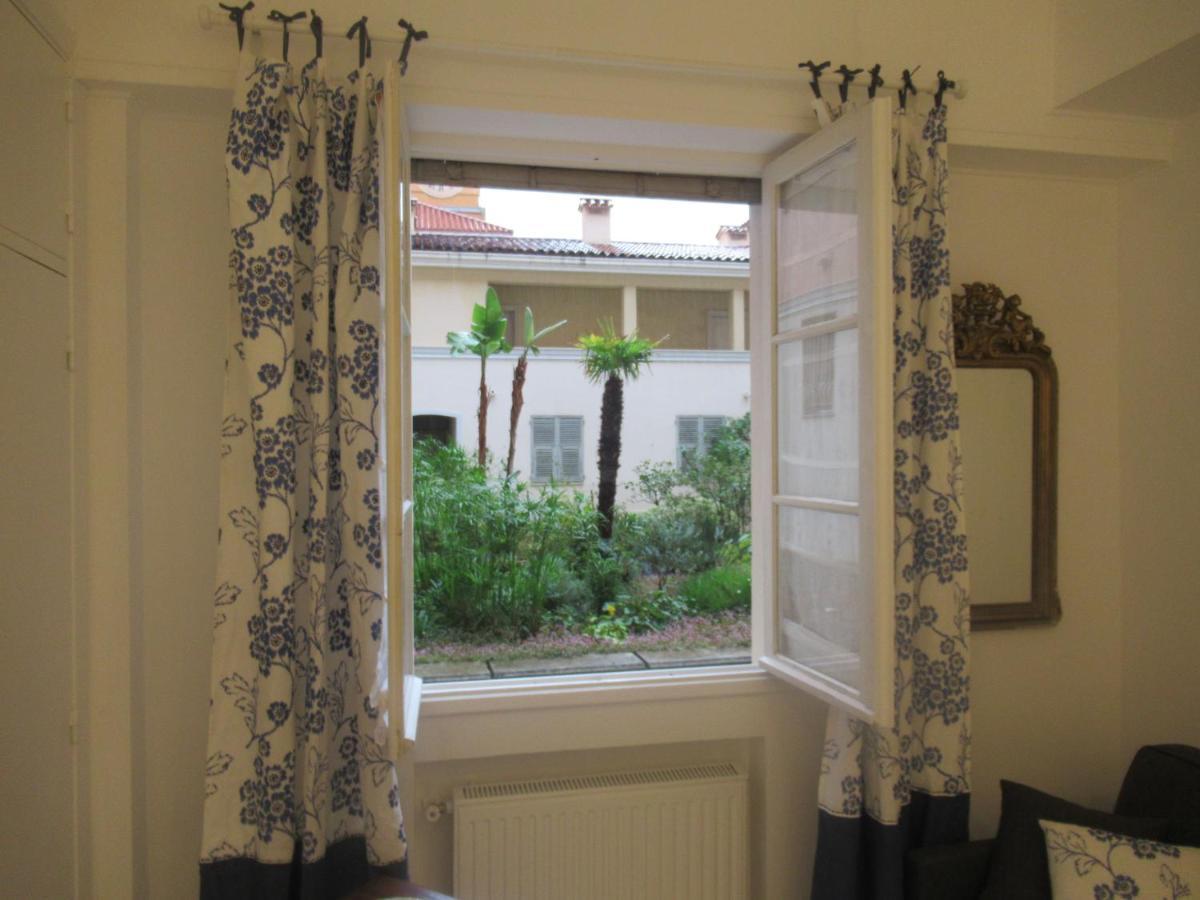 Apartment Le Ptit Nicois Sur Le Port Nice