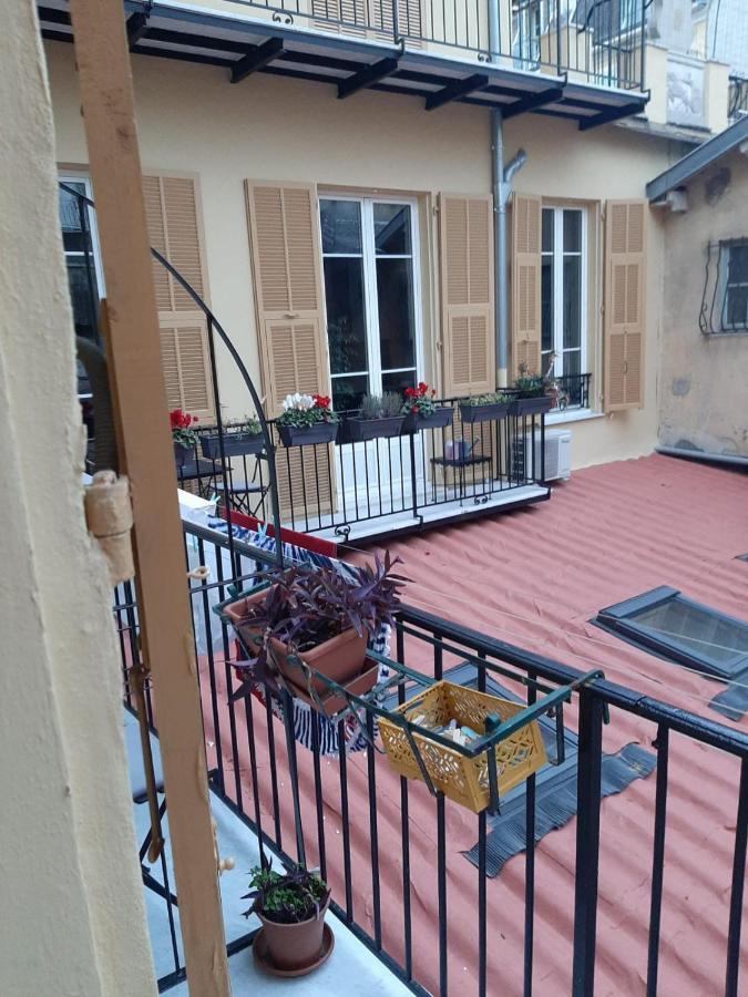 Little In Rue Biscarra Apartment *