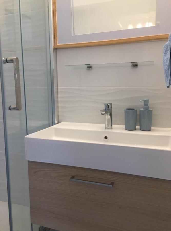 Apartment 100m De La Nice