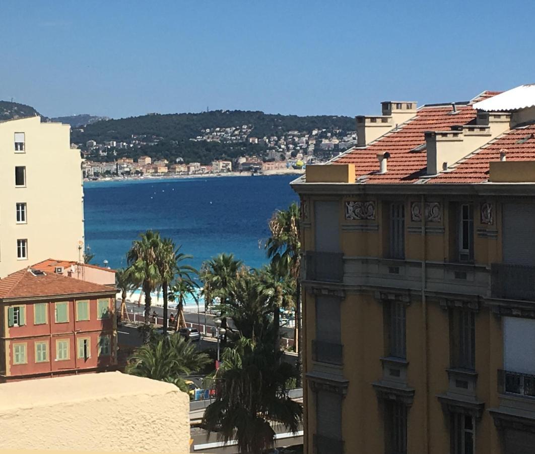 Apartment 100m De La *