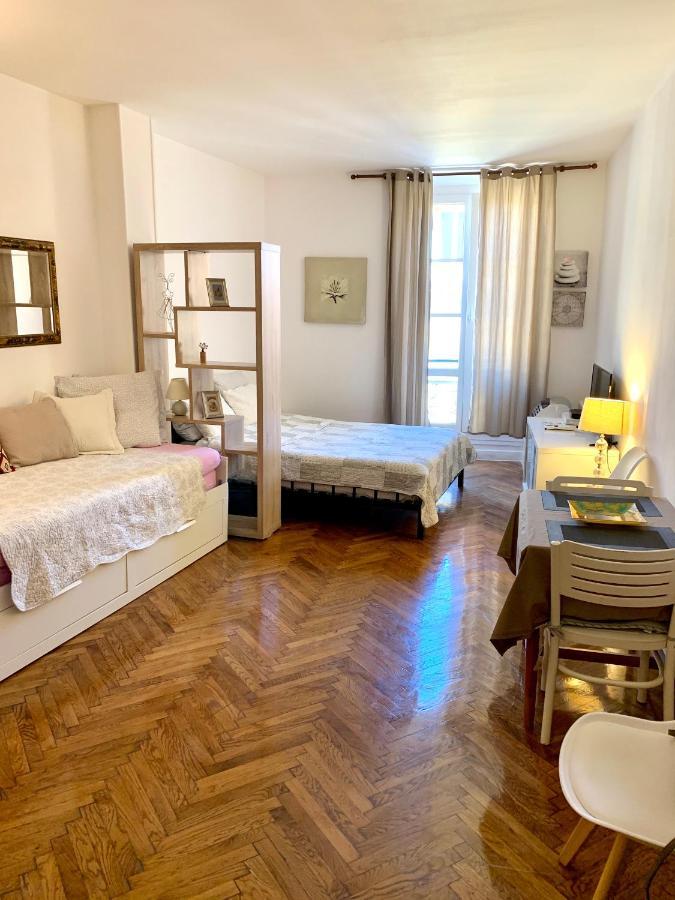 Rue Massena Apartment Nice