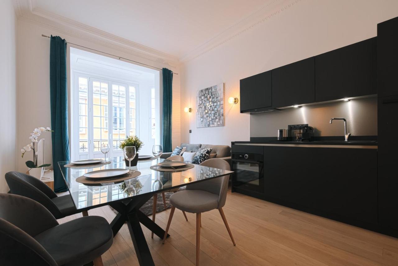12 Congres Apt2 - 2 - Luxe - Carre D'or - Plage Apartment *