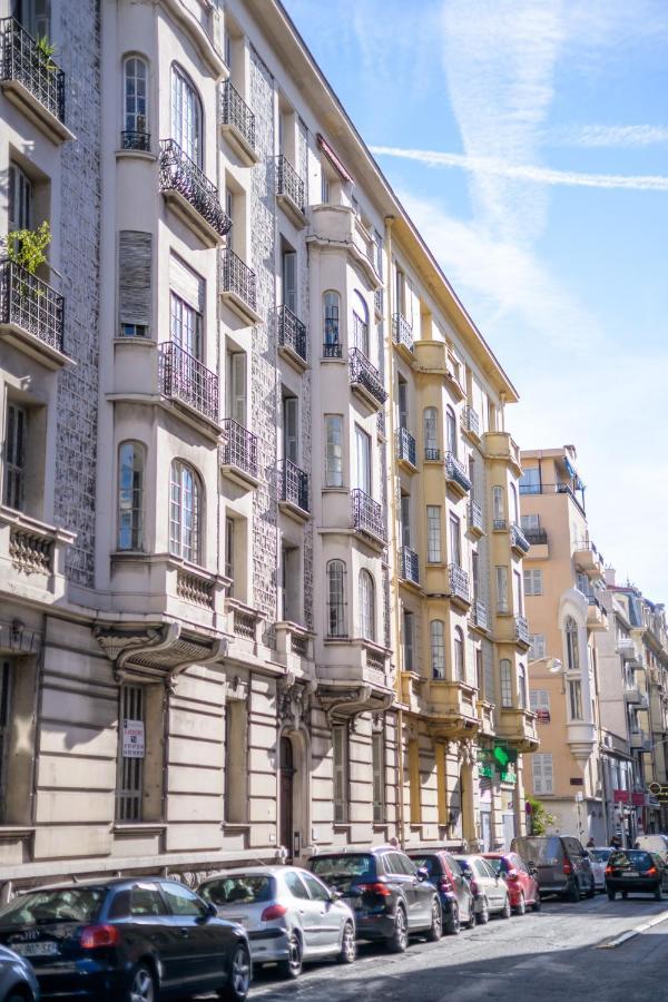 12 Congres Apt2 - 2 - Luxe - Carre D'or - Apartment