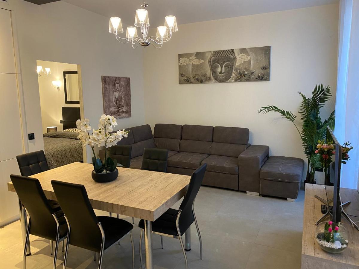 Apartment Zen And Charming - Center -5 Min Walk To Sea- 2br *