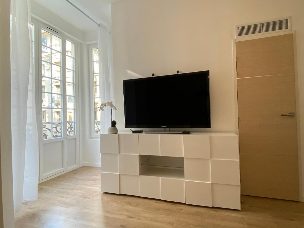 Lamartine- Heart Of Center- Modern And Design Flat Apartment