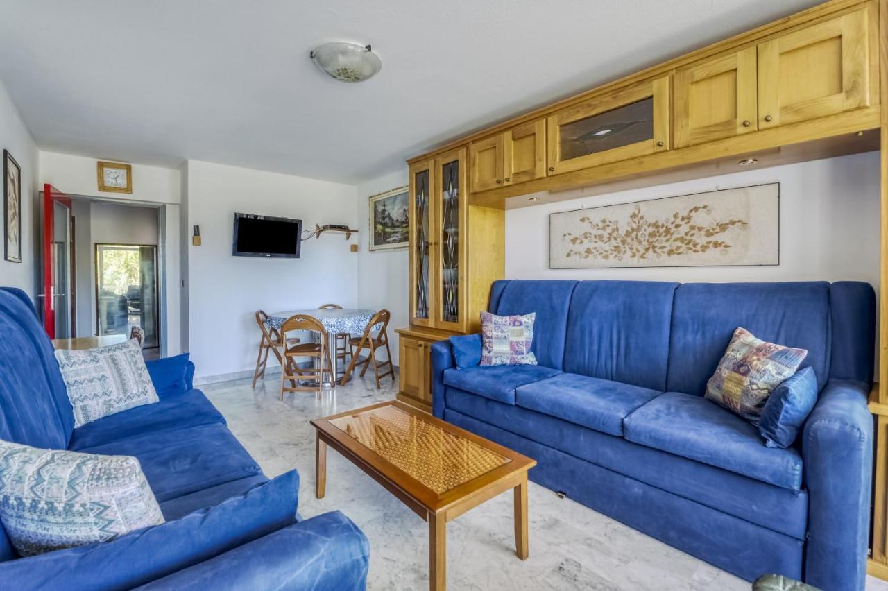 Greeter-appartement Lumineux Avec Vue Sur La *