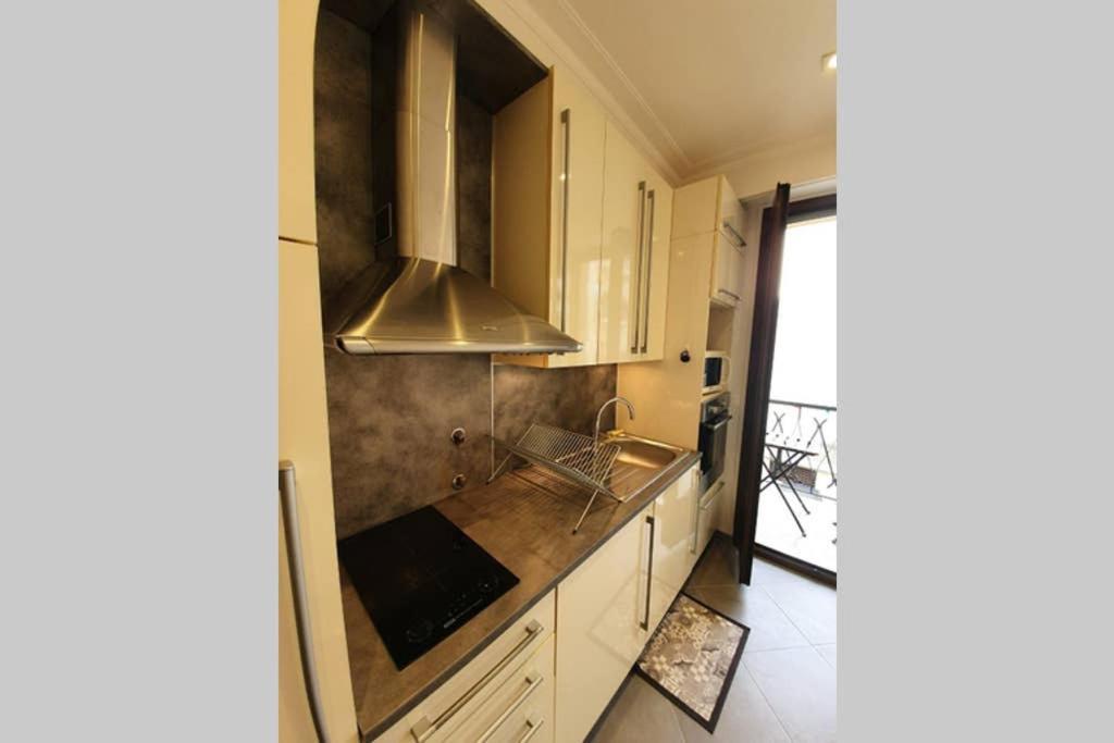 Studio Cosy Et Calme, Au Coeur De Liberation Appartement Nice