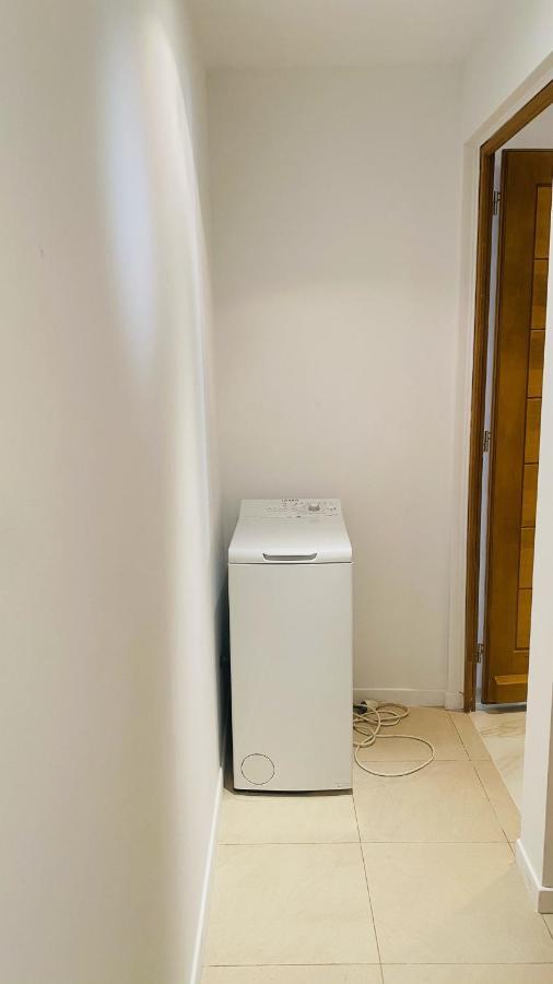 Studio, Centre Ville, Bord De Mer, * Nice