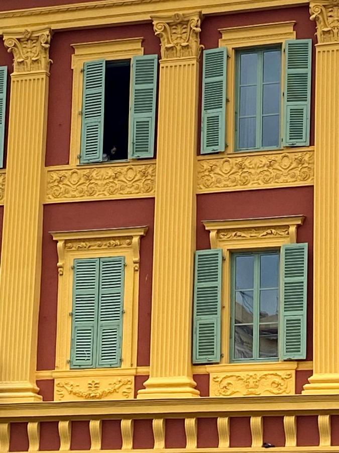 Very Central With Terrace Apartment Nice
