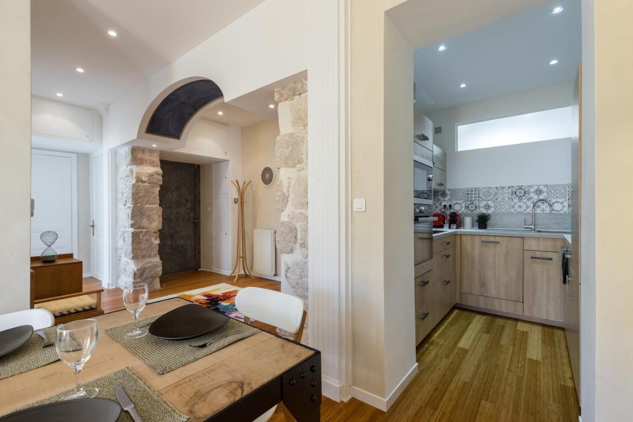 Gioffredo 14 - Spacious Apartment With Balcony Apartment *