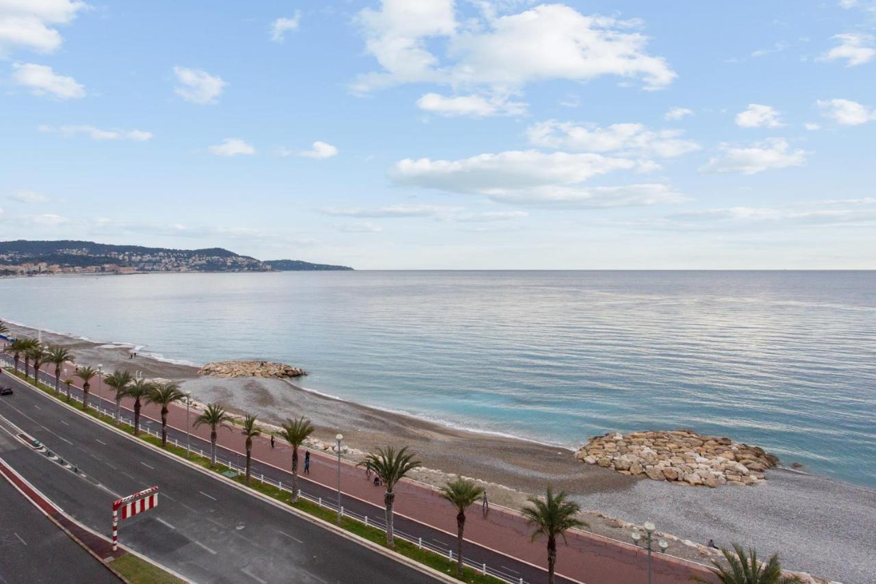 1br With Terrace In Front Of The Sea 1 Min To Beach - Welkeys