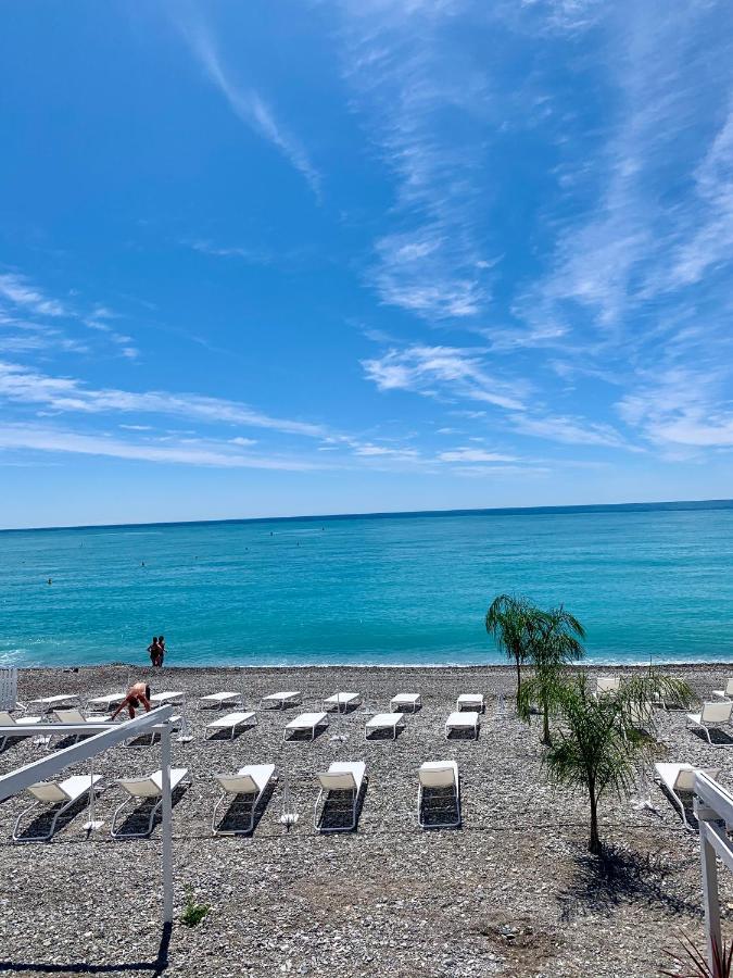 Apartment Studio On The Attic 3min From The Sea & Main Street *