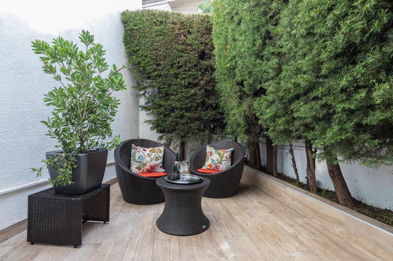 Comfort And Style 2 Bedroom Ac & Large Patio Near Sea Apartment *