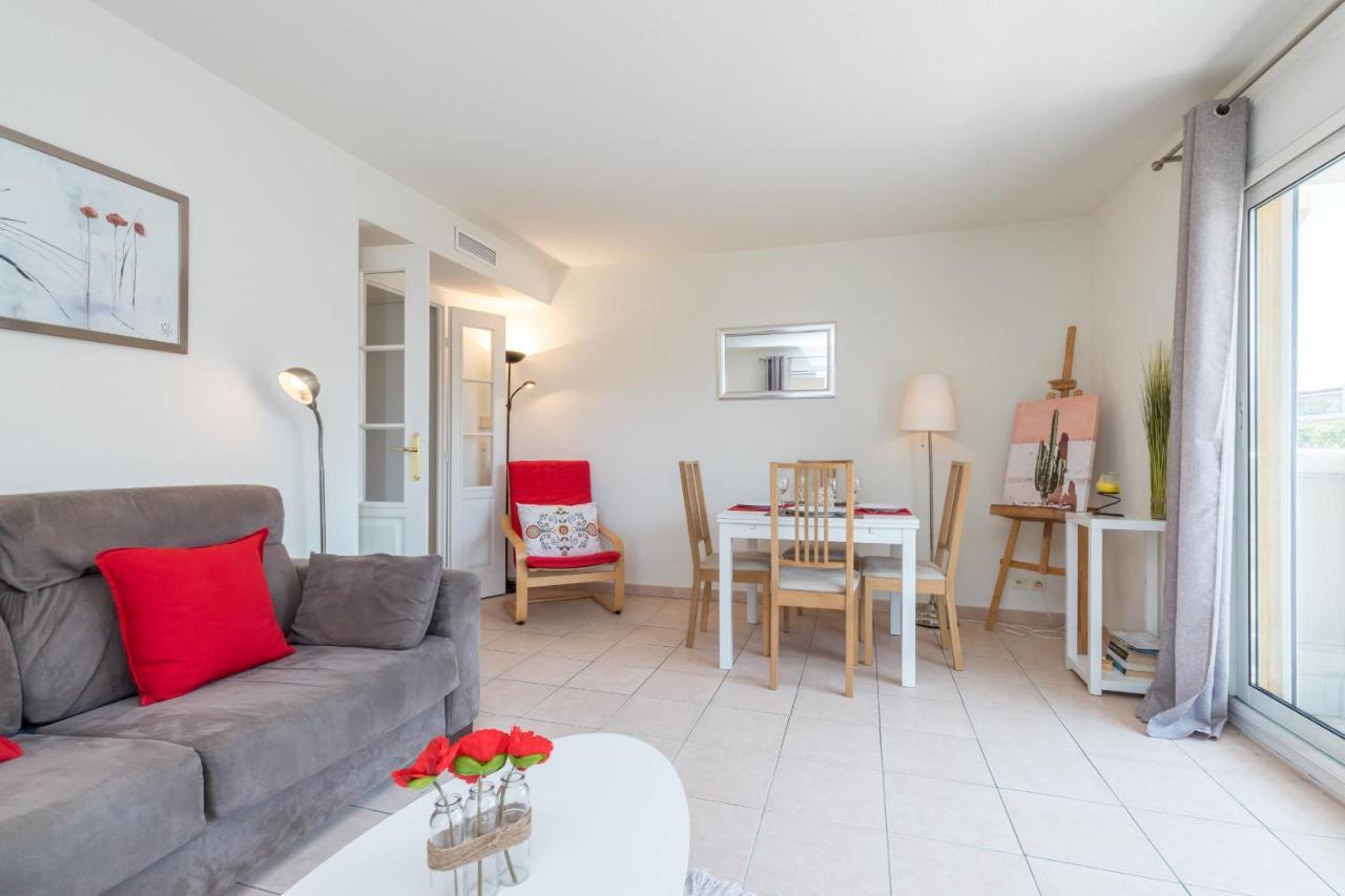 Apartment Swimming Pool & Ac 1 Bedroom Nice