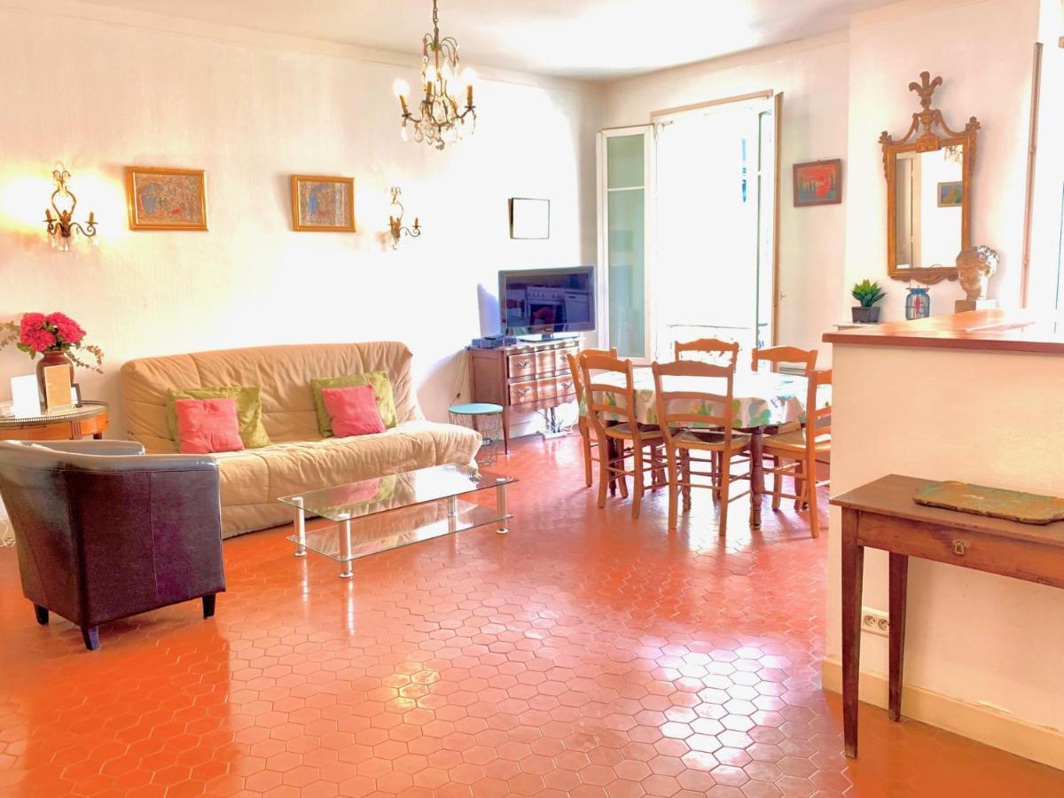 Riviera: Spacious 5-room Duplex Near Sea In Old Town Port