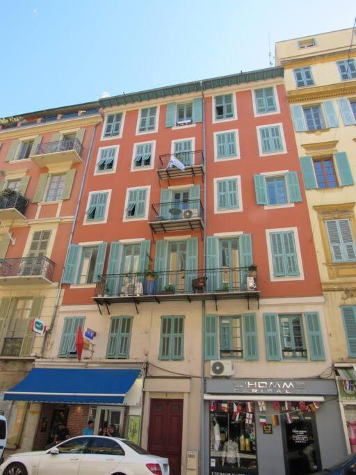 Homelivia, Lovely One Bedroom Flat Place Garibaldi Et Port Appartement *