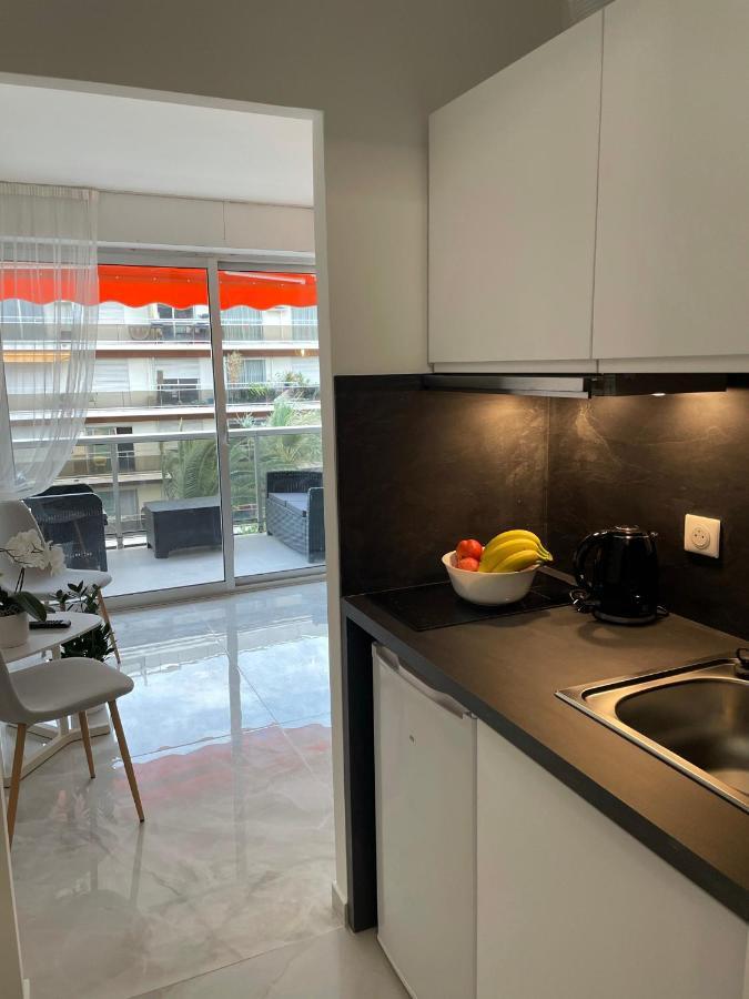 Studio Rue De France *