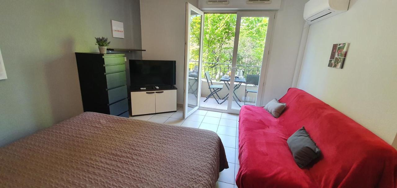 Appartement Medicis Charmant Studio Climatise Port Riquier Acropolis *