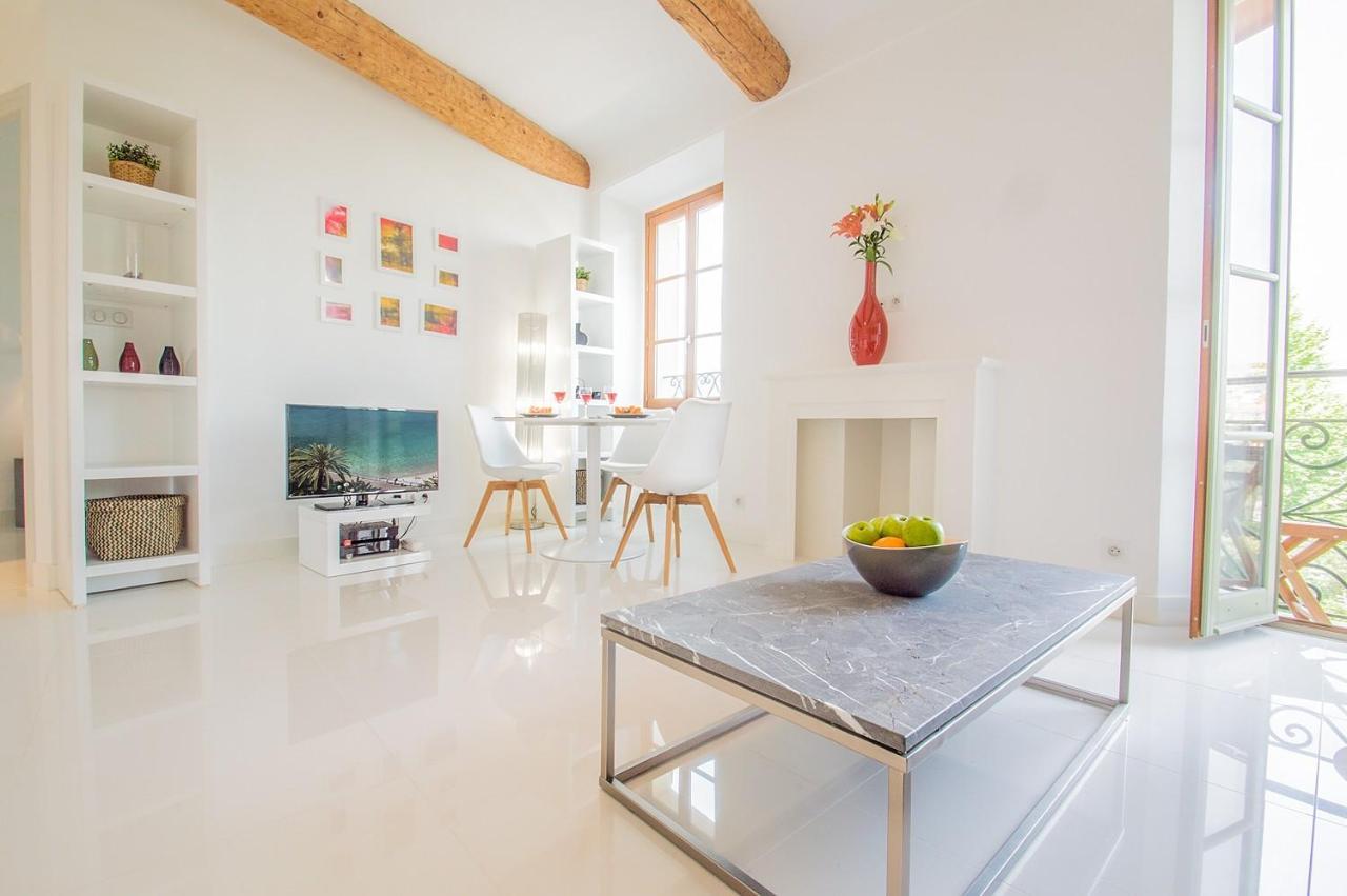 Apartamento Sunlight - Bo - Hyper Central, Balcony, 5 Mins To The *