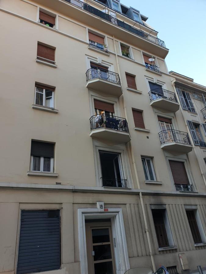 F1 Mezzanine Centre Nice, 1 A 4 Personnes, Quartier Liberation Apartment