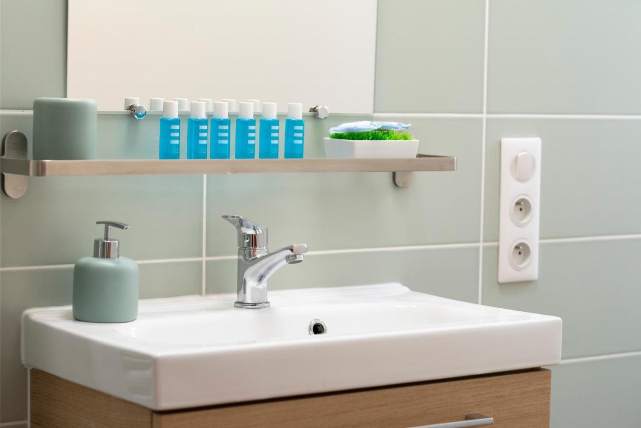 Apartment Cosy And Trendy 3 Bedrooms Train Tramway