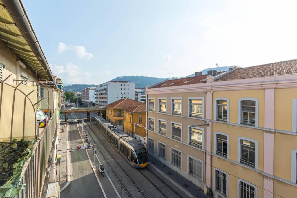 Apartamento Studio Avec Balcon Proche Vieux - Tram A 10m