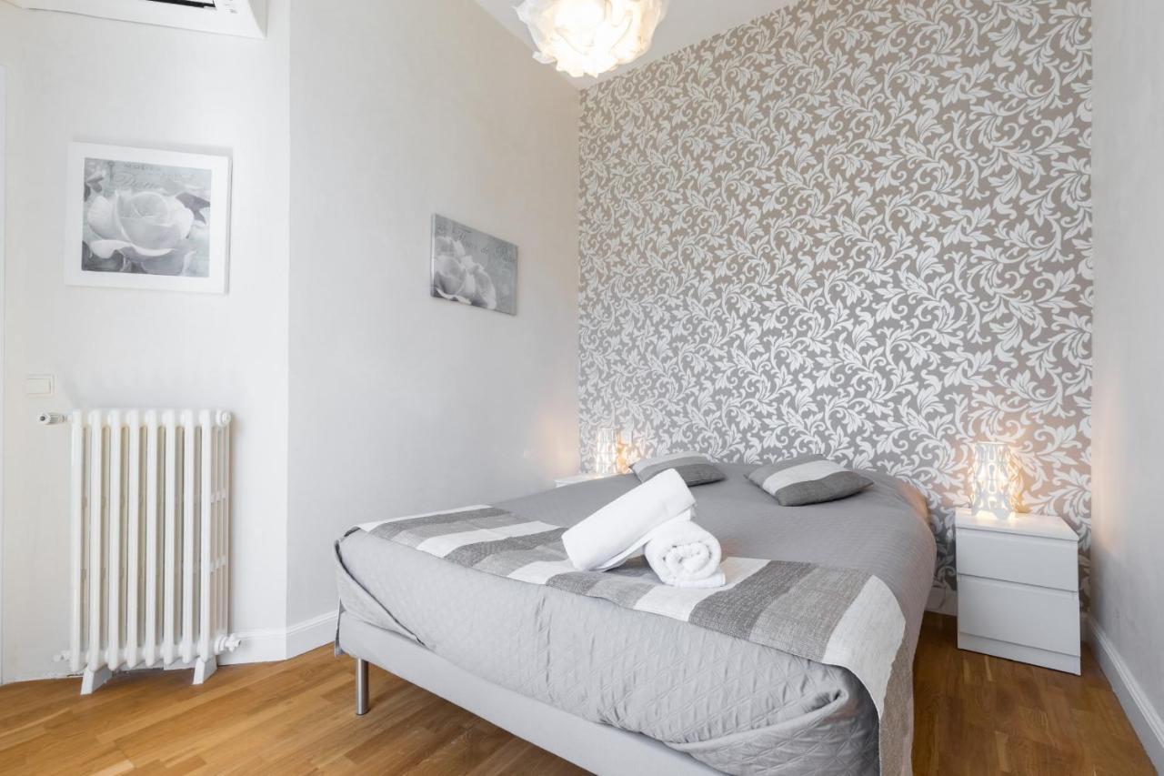 Apartment Jean Medecin Avenue - Classy And Cosy 3 Bdrs Downtown & Parking *