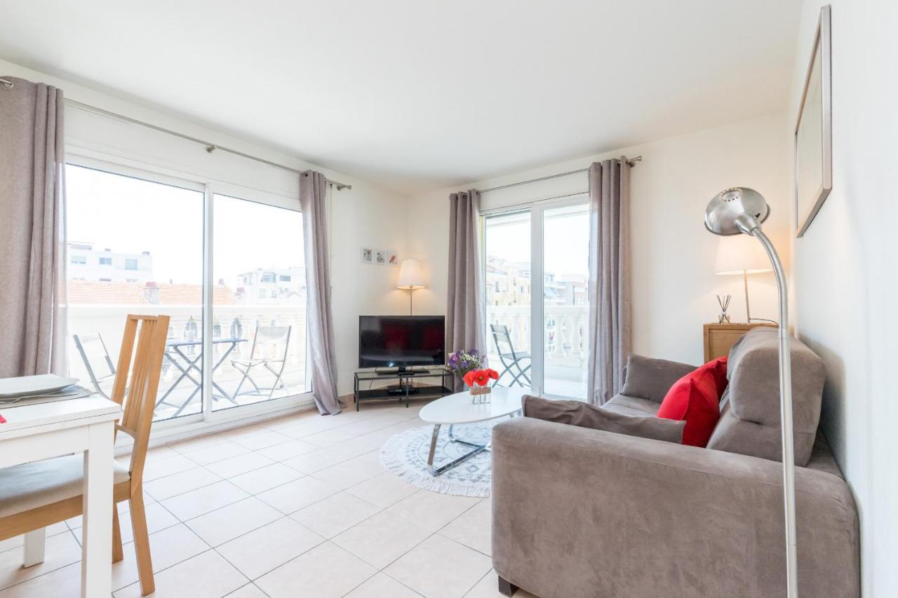 Apartment Swimming Pool & Ac 1 Bedroom Nice