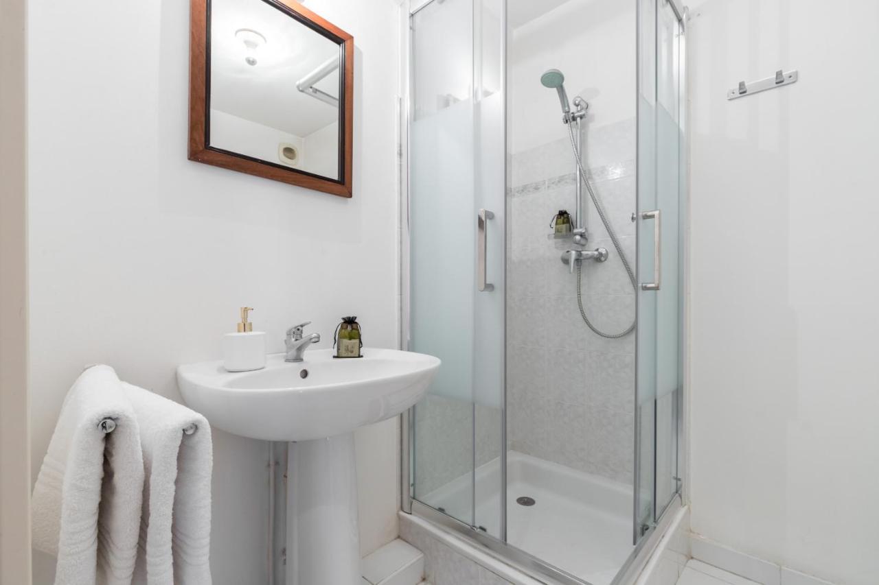 Comfortable 1 Bdr Downtown - Ac & Parking Apartment *