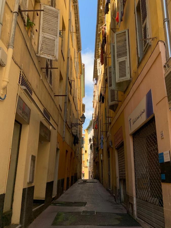 Coulee Verte 2 Bedrooms In The Old Town At 5 Min From The Sea