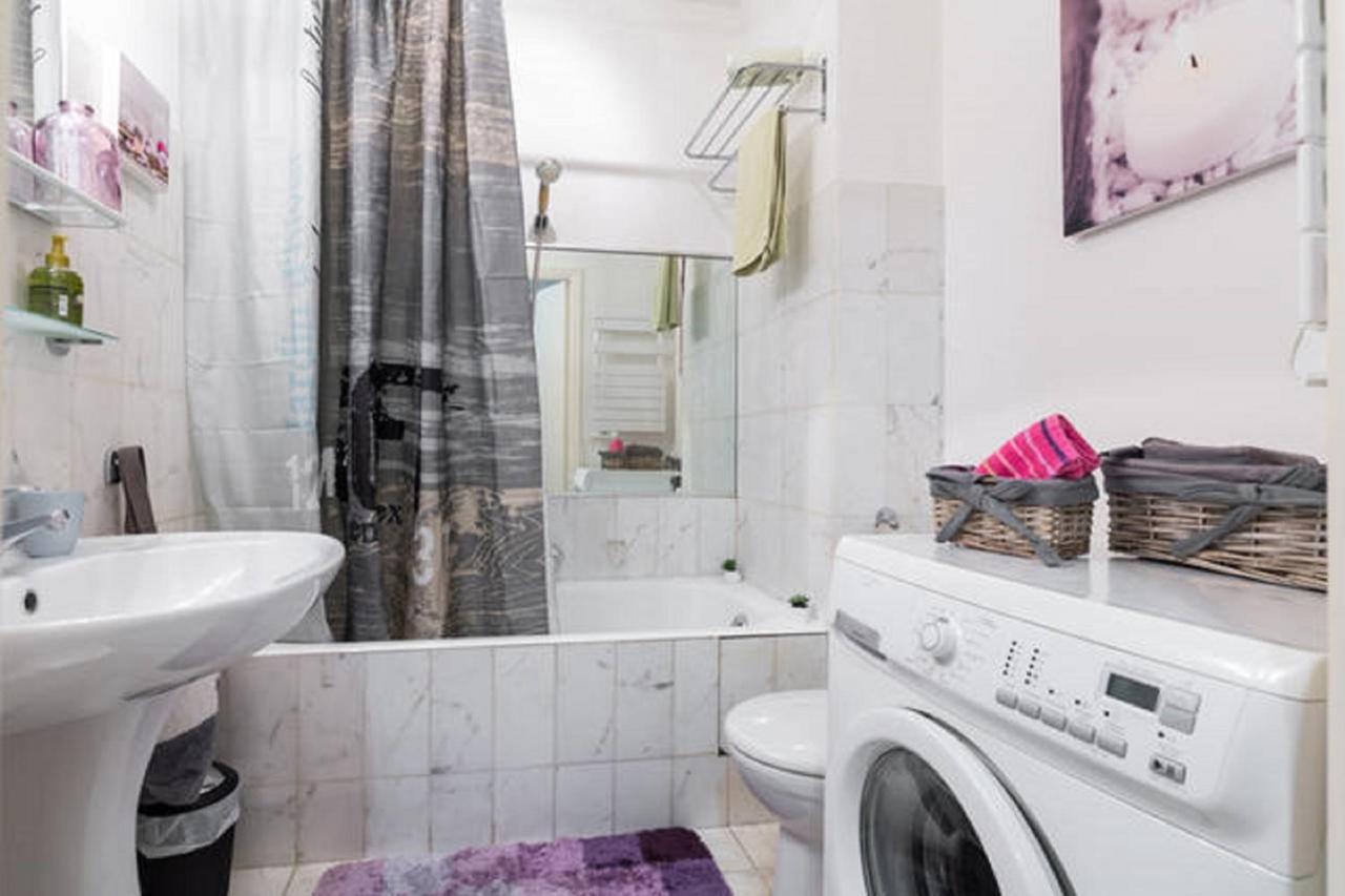 Appartement Grand H -f2, Face Vieux- Nice, Terrasse, Ascenseur, Climatisation, Terrace - Center Nice