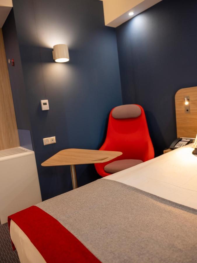 Express - - Grand Arenas By Ihg 3*