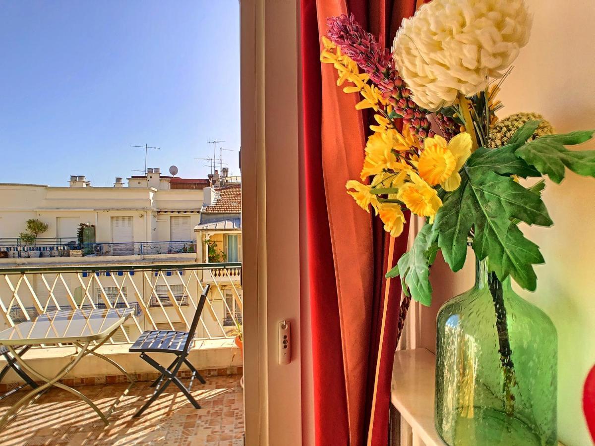 Nestor&jeeves - Gibraltar Terrasse - - By Sea - Pedestrian Zone *