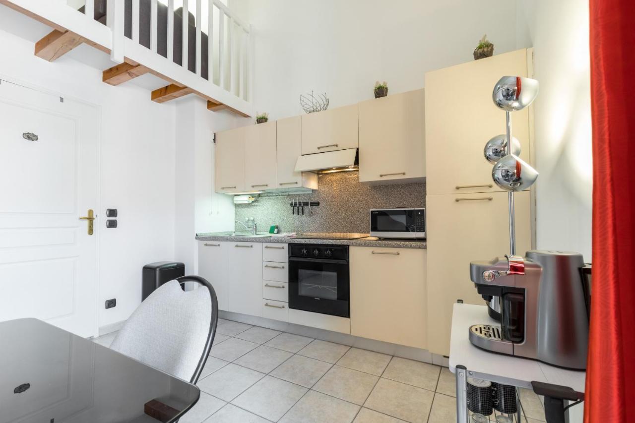 Massena Square - 1 Bdr Duplex With Ac