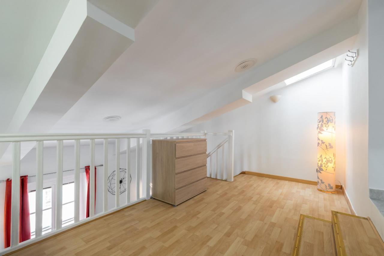 Massena Square - 1 Bdr Duplex With Ac Apartment Nice