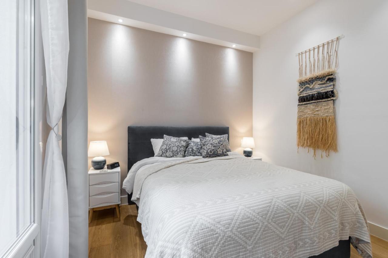 Comfort And Style 2 Bedroom Ac & Large Patio Near Sea Apartment Nice