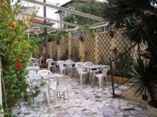 La Licorne Hotel 2*