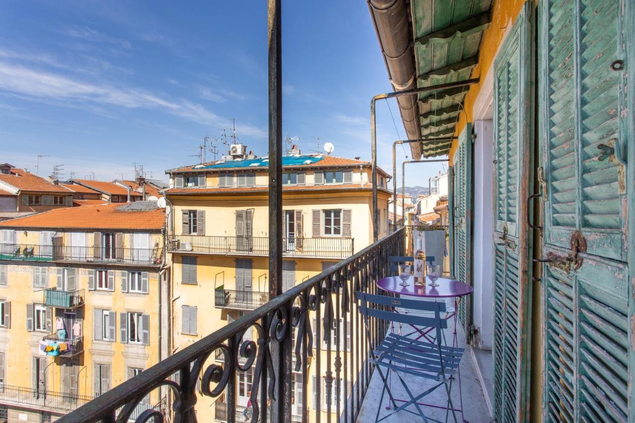 Ross 5- F2, Lumineux, Balcon, Loft, Clim, Vieux-nice Apartment