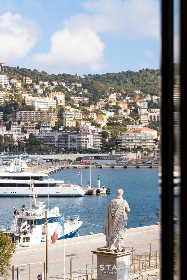 Apart Overlooking The Port Of Nice