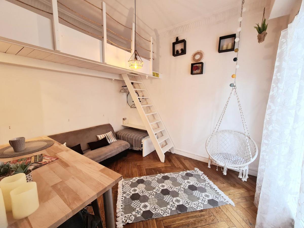 F1 Mezzanine Centre Nice, 1 A 4 Personnes, Quartier Liberation *