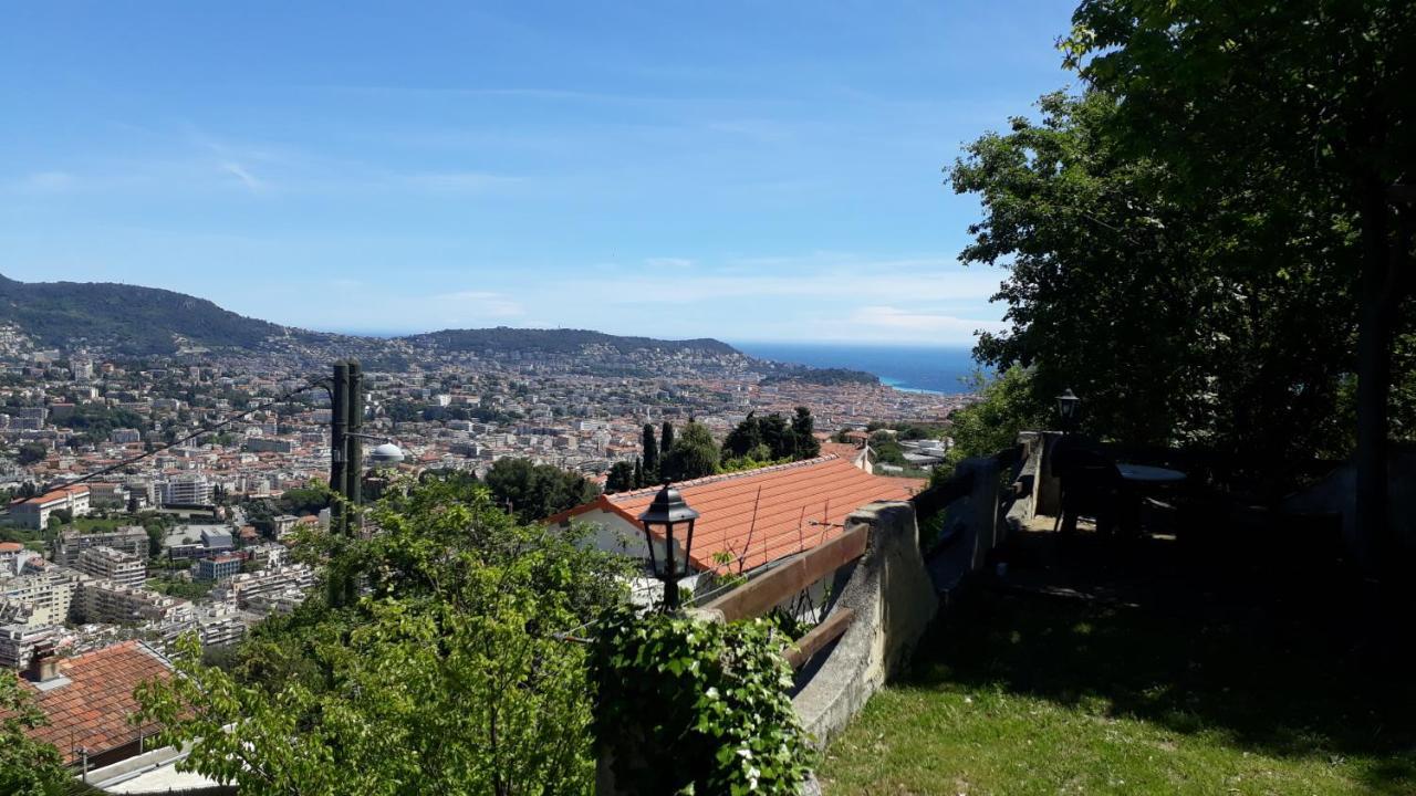 Maison Mitoyenne 68m², 2 Pieces + Veranda, Jardin 100m² Avec Pergola, Vue Casa de férias *