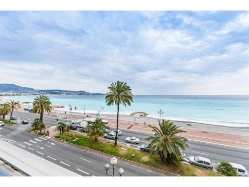 Apartment Carre D'or Nice