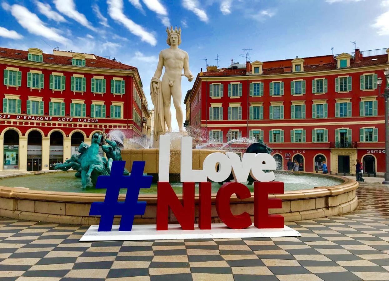 For Art And Promenade Lovers Nice