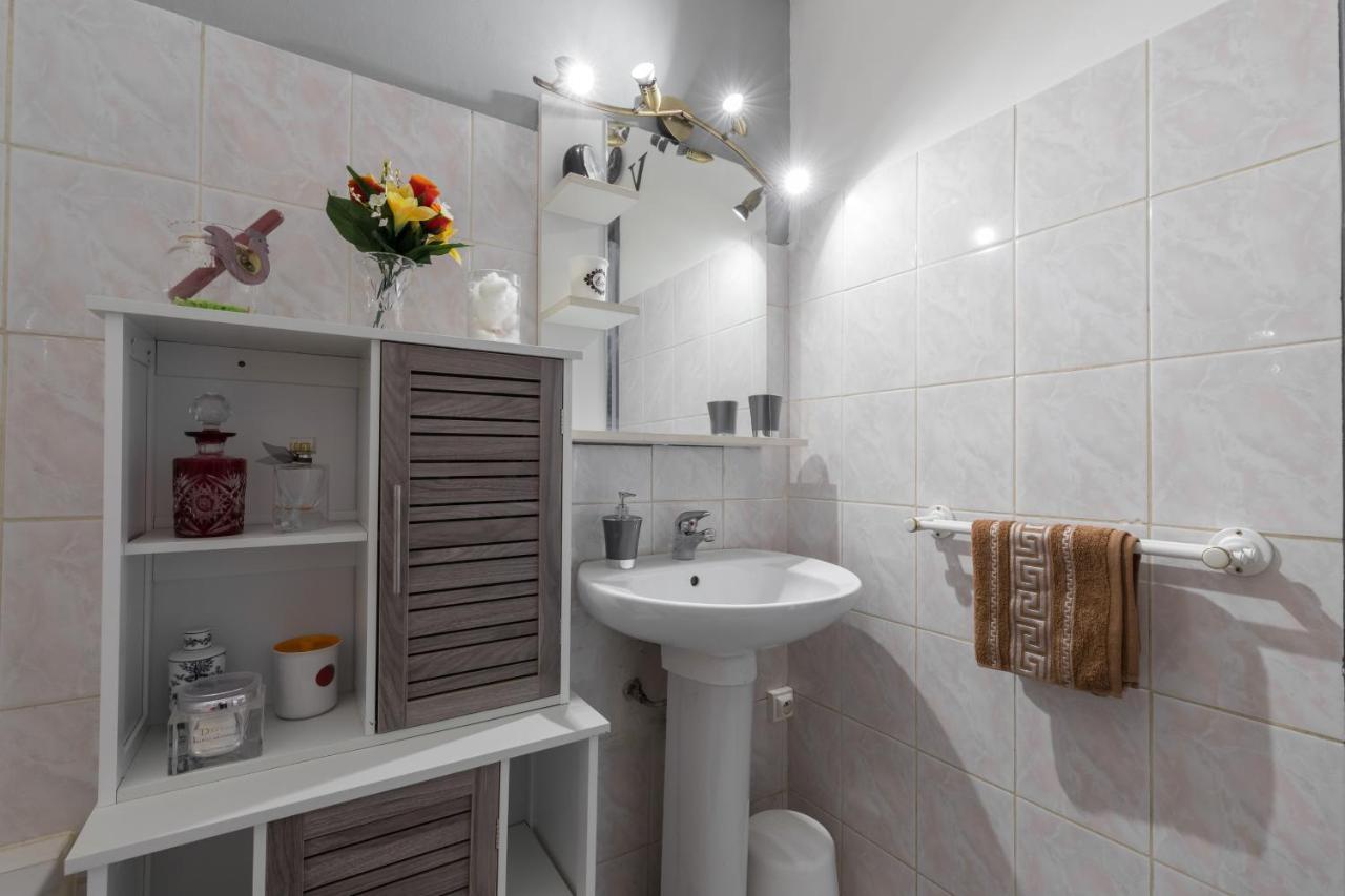 Beau 3 Pieces, 7 Pers, 2 Terrasses, Centre, Calme, Securite Nice