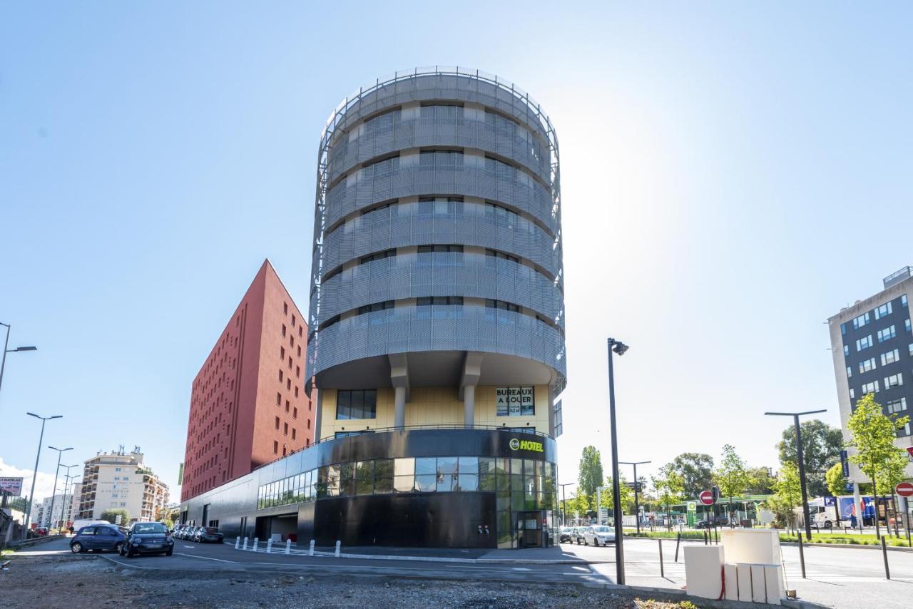 Aeroport Arenas 3*