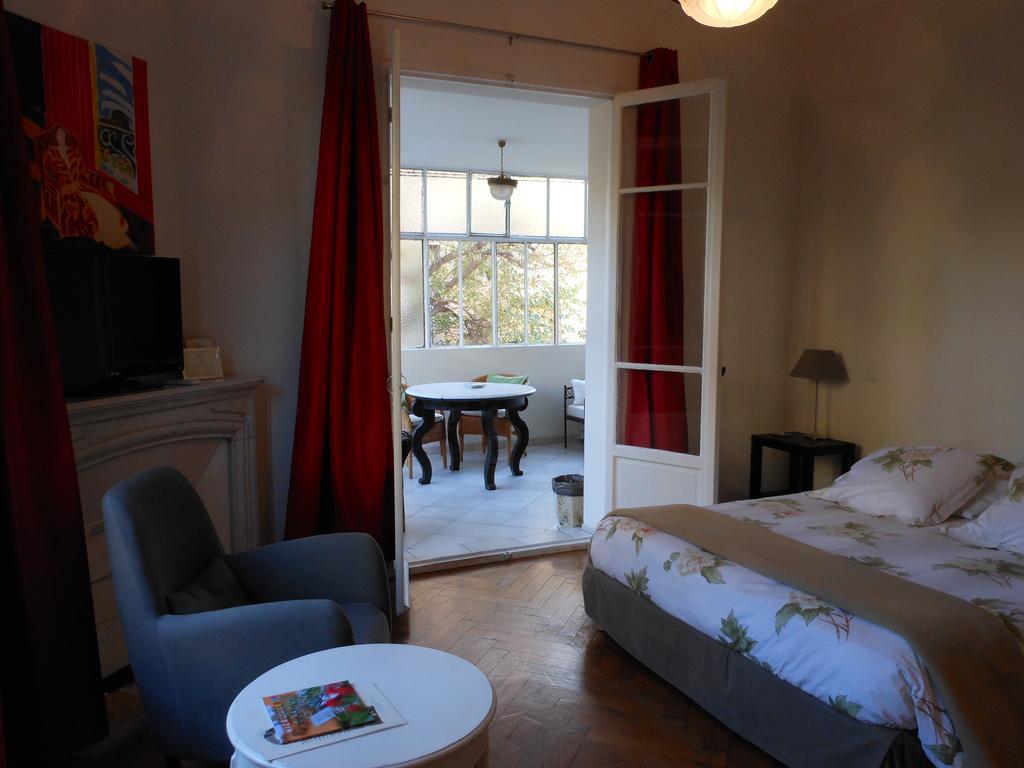 Les Cygnes Hotel