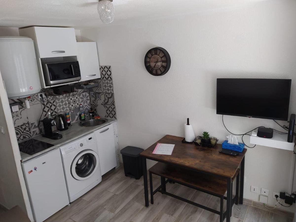 Apartment Climatise, 50 M De La Prom, Wifi *