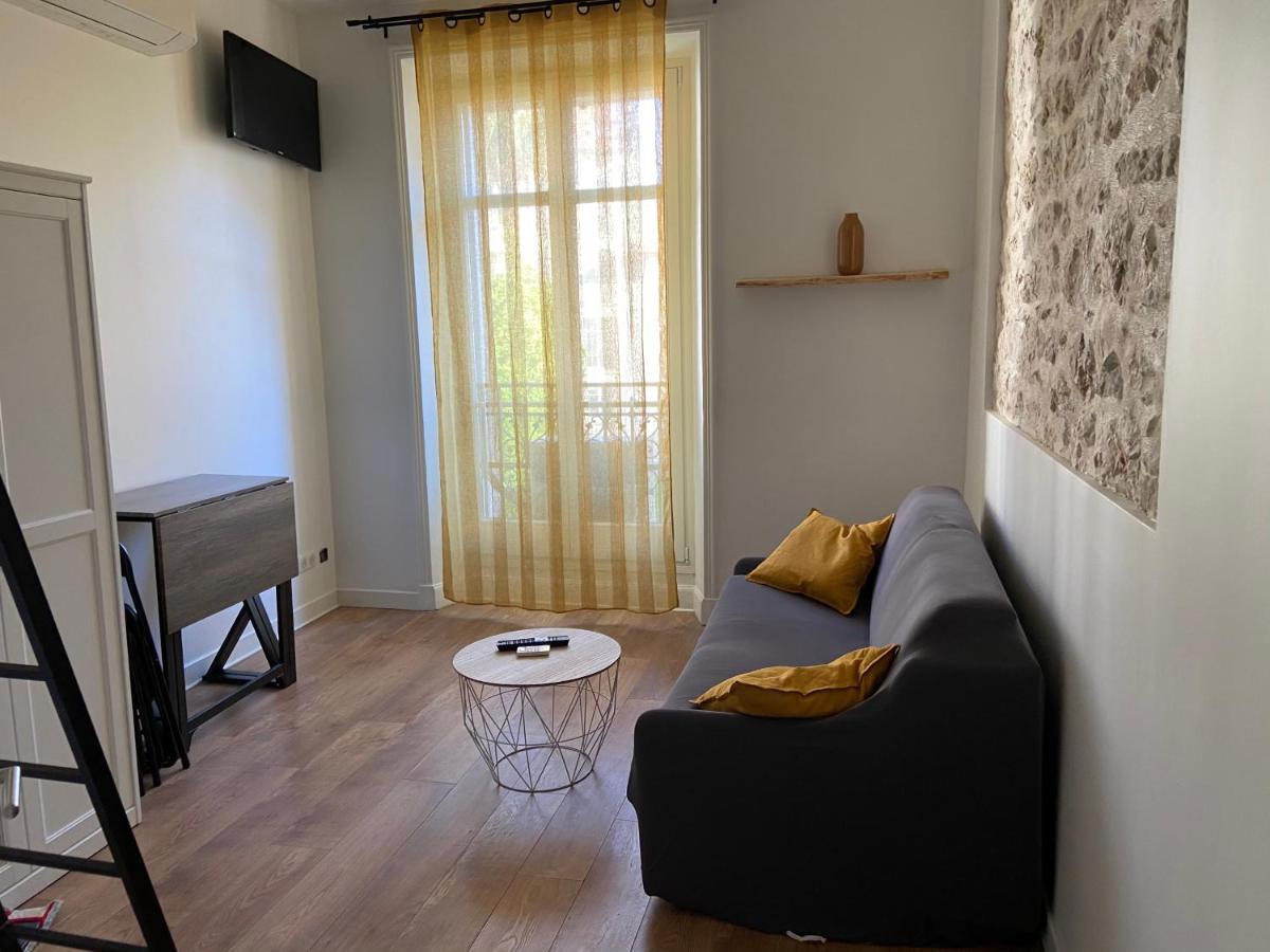 Centre: A 300m De La Et De La Promenade Des Nice